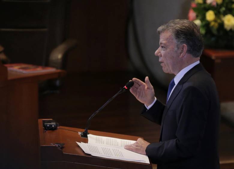 El expresidente Juan Manuel Santos durante su intervención sobre el uso de glifosato ante la Corte Constitucional. FOTO: COLPRENSA