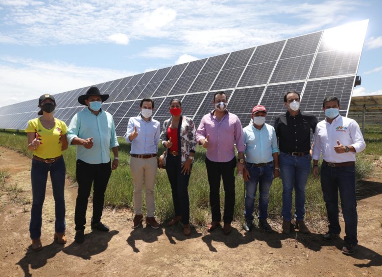 Inauguración de la granja Solar Bosques de los Llanos I en Puerto Gaitán (Meta). FOTO CORTESÍA CÉSAR NIGRINIS / MINISTERIO DE MINAS Y ENERGÍA
