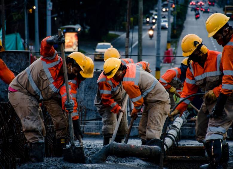 Las obras en este intercambio vial avanzan en un 35 %. FOTO CORTESÍA