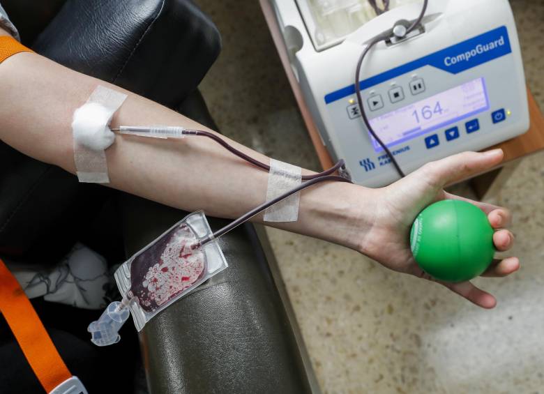 Al menos 50 % han disminuido las donaciones de sangre en el país. En el hospital San Vicente (imagen) bajaron de 1.200 a 400. FOTO ESTEBAN VANEGAS