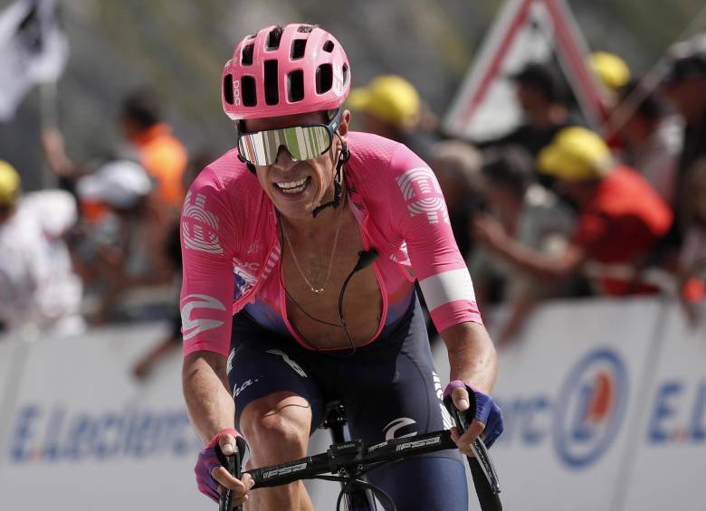 Rigoberto Urán (EF Education) marchaba en la sexta posición de la ronda ibérica. FOTO EFE