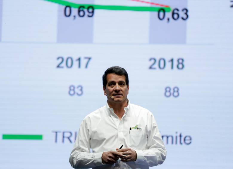 Felipe Bayón, presidente de la compañía. La propuesta sería entregar el dinero el 23 de abril a los minoritarios. El Estado recibiría el 50 % ese día y el restante en diciembre. FOTO colprensa