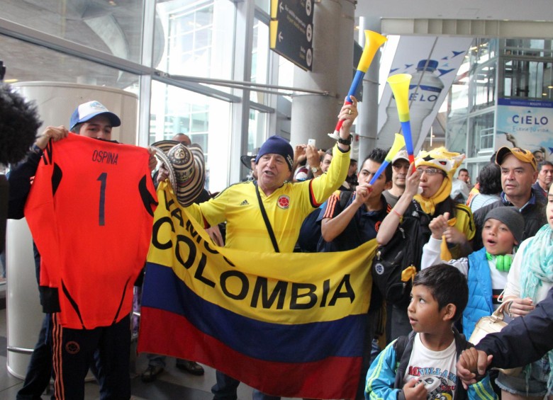 Entre un total hermetismo, la Selección Colombia de Fútbol, regresó al país después de su eliminación en los cuartos de final de la Copa América de Chile. FOTO COLPRENSA