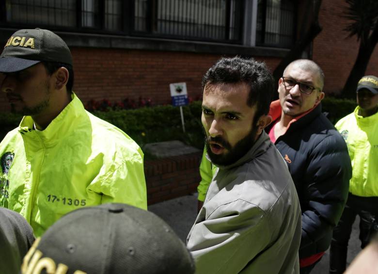 Así fue la captura el pasado sábado y domingo de los presuntos implicados en el atentado del Centro Comercial Andino. Foto: Colprensa 