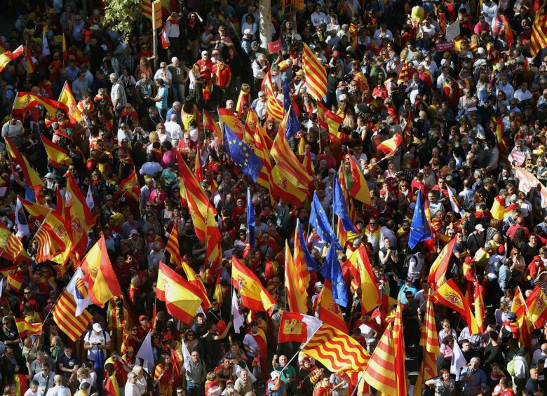 Este domingo se realizaron manifestaciones para manifestar el deseo de mantener vinculados a España. FOTO EFE