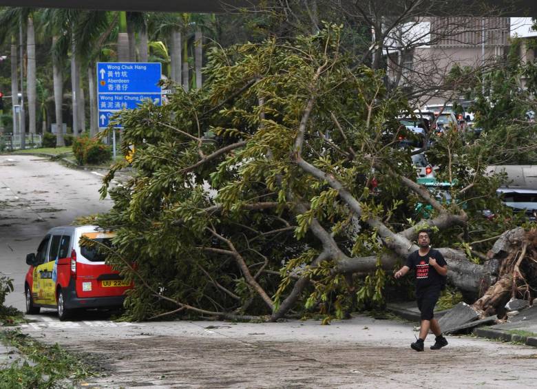 China tras el paso del tifón Manghkut. FOTO: AFP