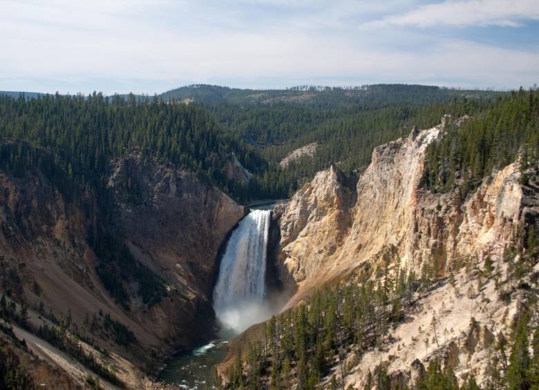 El gran cañón de Yellowstone, en Estados unidos, es un de los destinos recomendados por la guía Lonely Planet para 2016. FOTO TONY HISGETT - WIKIPEDIA