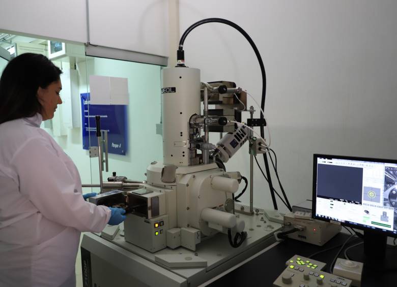 Equipos de biomédica del ITM fueron prestados a entidades de salud en Medellín. FOTOS: CORTESÍA