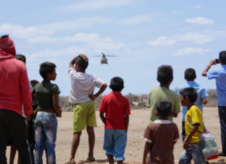 En marzo de 2020 las Fuerzas Militares de Colombia y Estados Unidos realizaron una jornada de atención humanitaria a la comunidad Wayuú en la alta Guajira. Foto: Colprensa