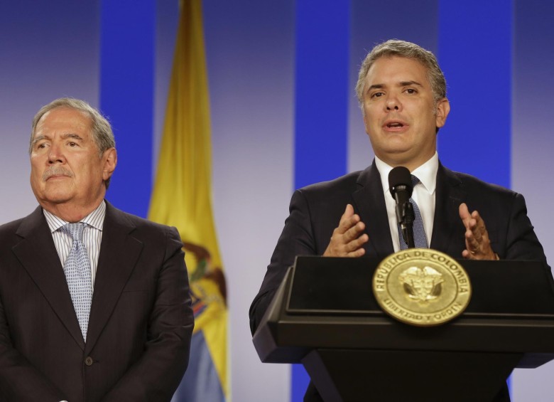 El ministro de defensa Guillermo Botero y el presidente Iván Duque. FOTO: COLPRENSA