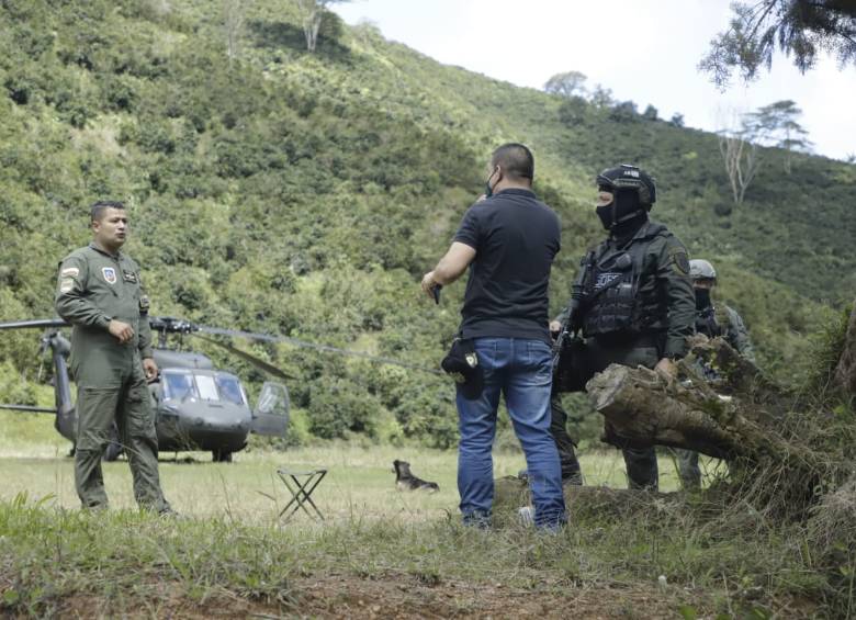La masacre sucedió en una finca a 5 kilómetros del casco urbano. Allí ya hacen presencia Ejército, Policía y Fiscalía. Foto: Alcaldía de Betania. 