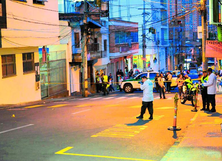 Otro taxista y una pasajera menor de edad también resultaron lesionados en el hecho. FOTO CORTESÍA QHUBO