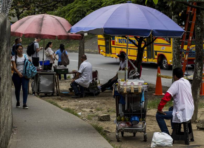 En Medellín, entre febrero y abril de este año, llegó a 42,9 % frente al 42,1 % del mismo periodo de 2018. FOTO JAIME PÉREZ
