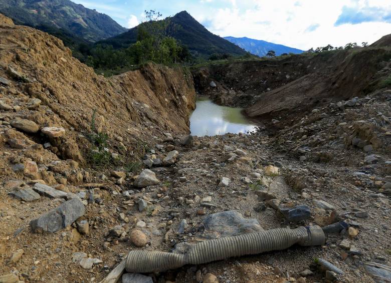 Cada colombiano produce 1,8 toneladas de dióxido de carbono anuales, lo que es una de las razones para que el país quede cada vez más en deuda ambiental. Aún así, la capacidad de regeneración de los recursos en el país es mayor a la media global. FOTO jaime pérez