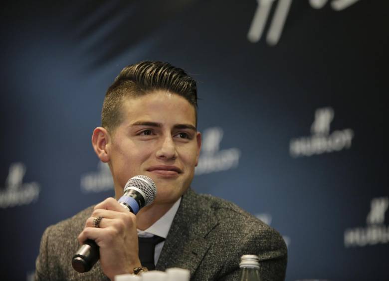 El futbolista Colombiano James Rodríguez ofreció una rueda de Prensa. Foto: Colprensa 