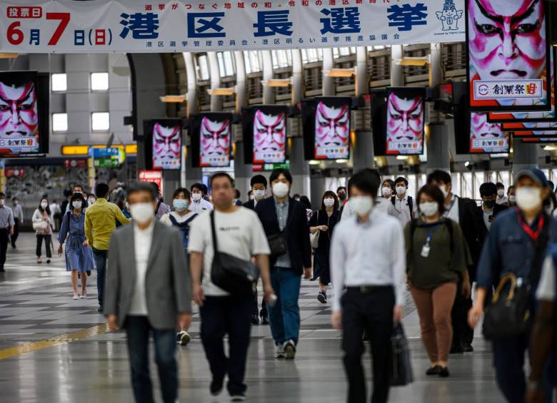 Solo en Tokio y otras cuatro prefecturas japonesas continuaba el estado de alerta. FOTO AFP