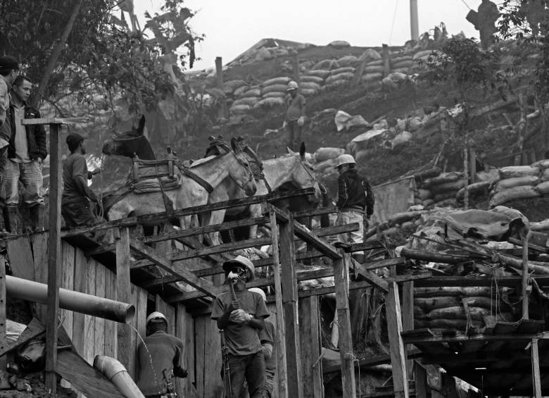 Con la serie La epidemia minera en Antioquia, Henry Agudelo ganó el Premio de Periodismo Regional Semana – Grupo Argos. FOTO HENRY AGUDELO