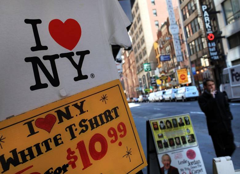 El diseñador gráfico estadounidense Milton Glaser, creador del popular logotipo “I love NY”, falleció “por causas naturales” este viernes en el mismo día que cumplía 91 años, según informó este sábado la revista “New York”, de la que era cofundador. Foto: AFP