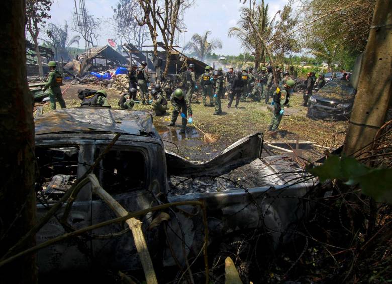 La ola destructiva de los carros bomba de Tailandia. FOTO REUTERS