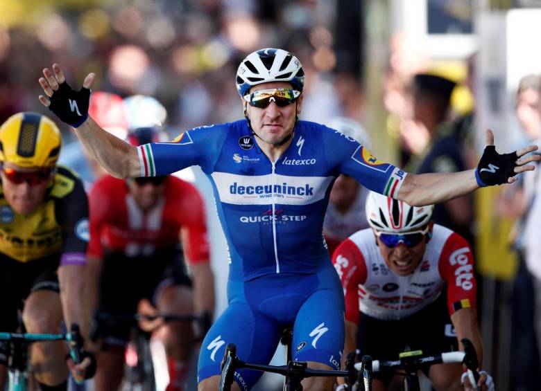 Segunda victoria en línea del Deceuninck-Quick Step en el Tour de Francia 2019. FOTO EFE