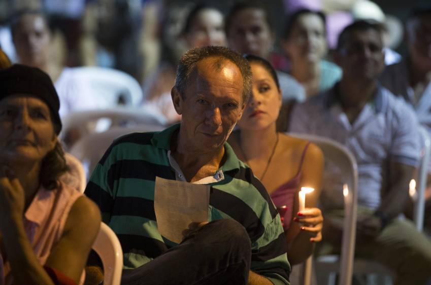 Víctimas conmemoran el aniversario 27 de la masacre en la vereda El Topacio, municipio de San Rafael. FOTO Donaldo Zuluaga