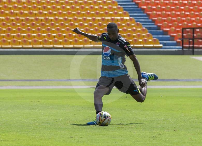 Juan David Valencia, lateral izquierdo del Medellín. Foto Juan Antonio Sánchez