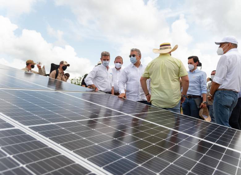 Em presidente Iván Duque inauguró la planta solar de GreenYellow en el departamento de Córdoba. Foto cortesía Presidencia
