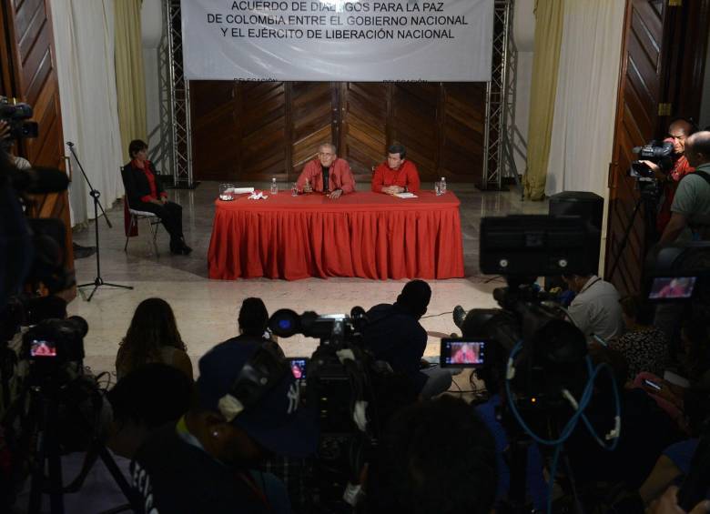El 30 de marzo se anunció el inicio de la mesa con el Eln, desde entonces el secuestro ha sido el palo en la rueda. FOTO afp