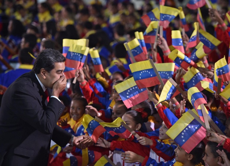 Maduro juró como presidente el jueves con escaso apoyo internacional. FOTO AFP