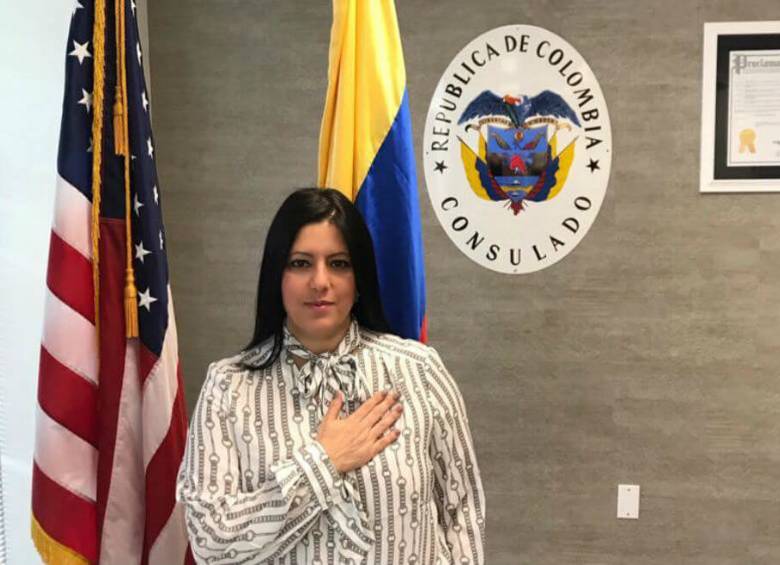 La cónsul en Orlando, Claudia Bustamante. FOTO Twitter @Jakkobeto