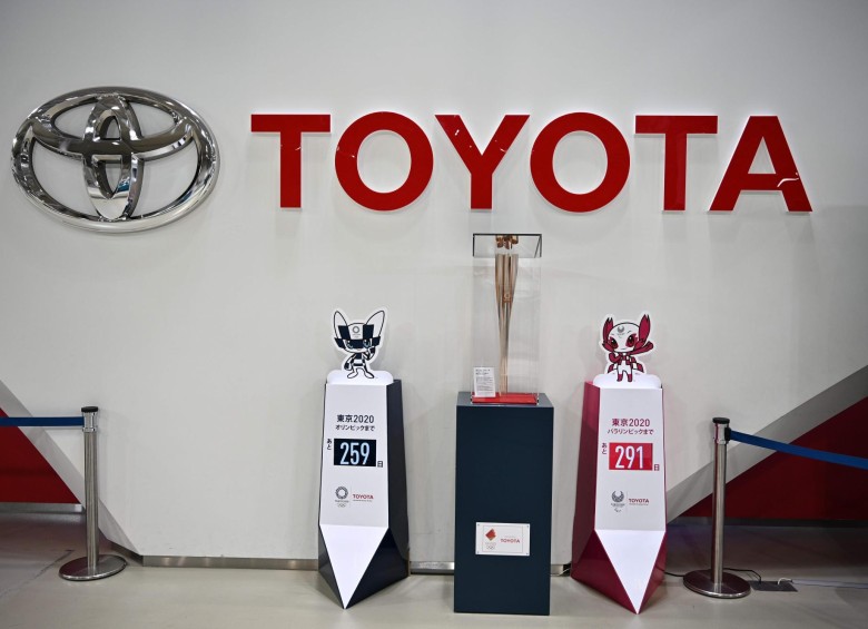 Beneficios de Toyota cayeron 45 % en primer semestre