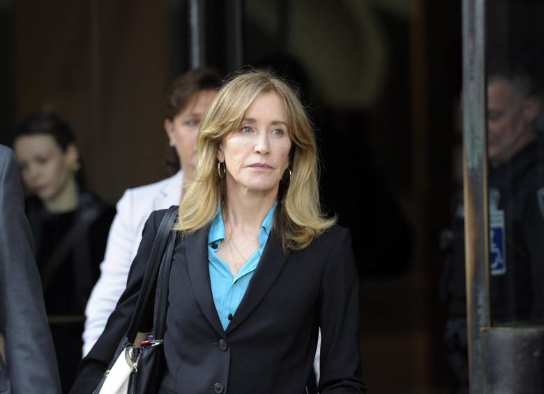 Felicity Huffman se declaró culpable y pidió perdón. FOTO AFP