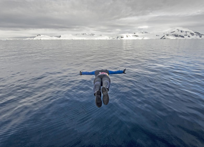 La fantástica aventura de saltar en la Antártida