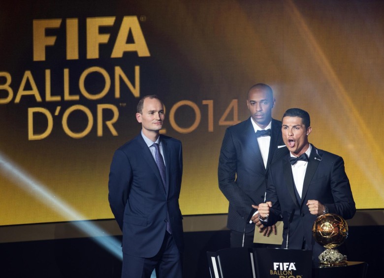 Ronaldo gritó al ganar el premio Balón de Oro. FOTO REUTERS