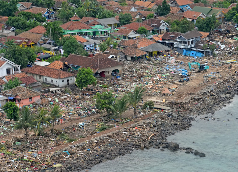 La zona de Indonesia afectada esta semana por un tsunami. Foto Reuters