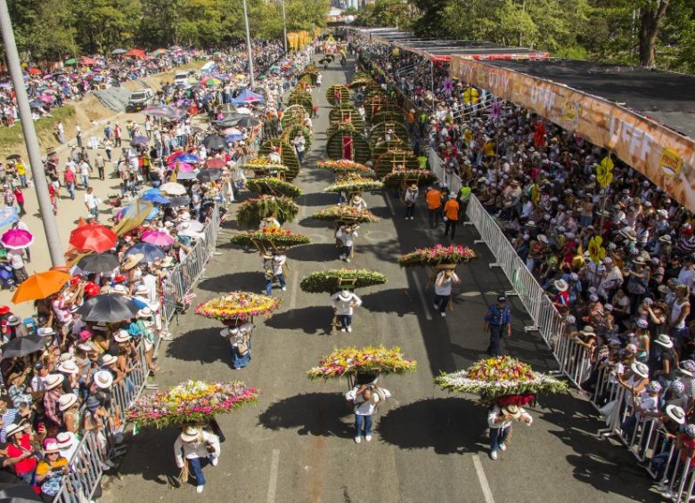 El Desfile de Silleteros es el máximo evento de la Feria de las Flores. Se haría en carrozas y recorriendo los barrios. FOTO CARLOS VELÁSQUEZ