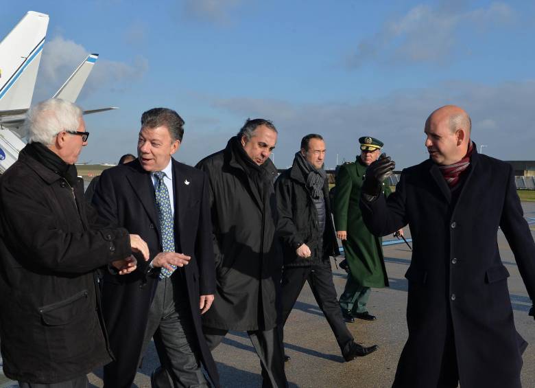 El presidente Juan Manuel Santos, anunció este domingo a su llegada a París que implementará una policía rural. FOTO CORTESÍA