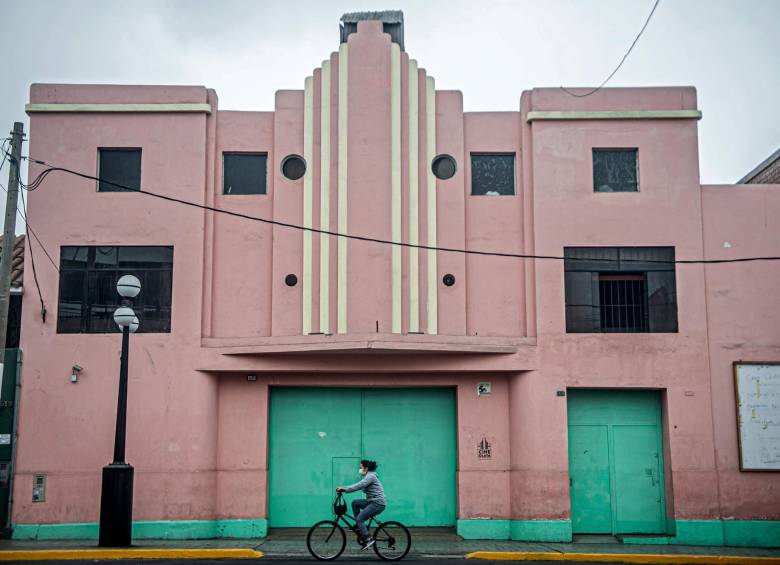 En Perú, 60 % de la opinión cree que el confinamiento ha sido más positivo que negativo. FOTO: AFP.