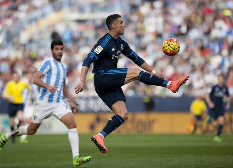 Ronaldo anotó de cabeza el gol madridista pero falló un penal. FOTO AFP
