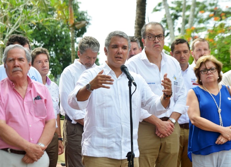 La visita de Duque se realizó en el marco de la Mesa por la Protección de la vida en Apartadó. Foto: Cortesía Presidencia. 