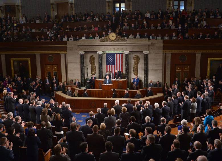 Santos celebró que senadores como Marco Rubio y John McCain, que antes cuestionaban el proceso de paz, hoy lo apoyen. FOTO AFP