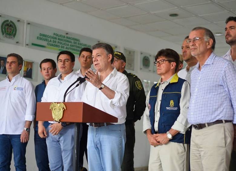 El presidente Juan Manuel Santos y su equipo en Barranquilla. FOTO Colprensa