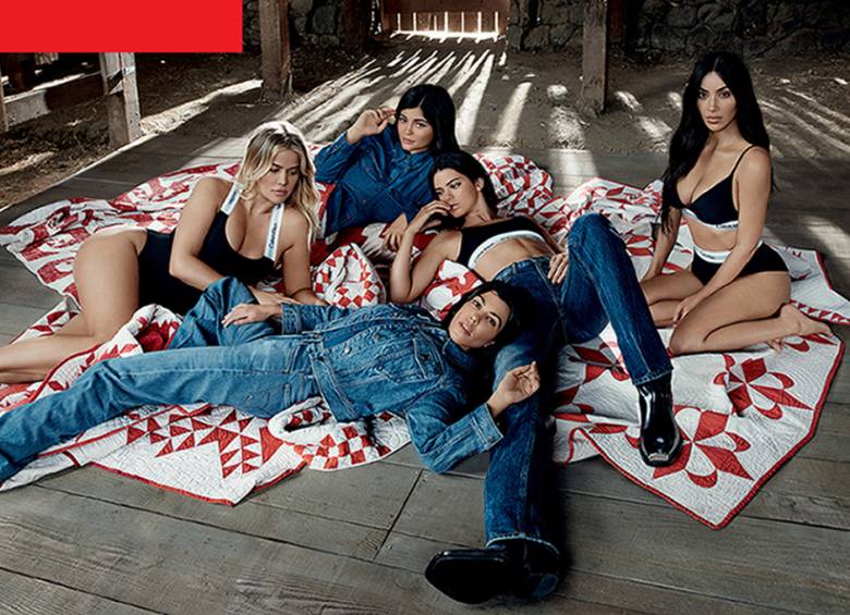 Las rarezas de la foto de las Kardashian posando para Calvin Klein