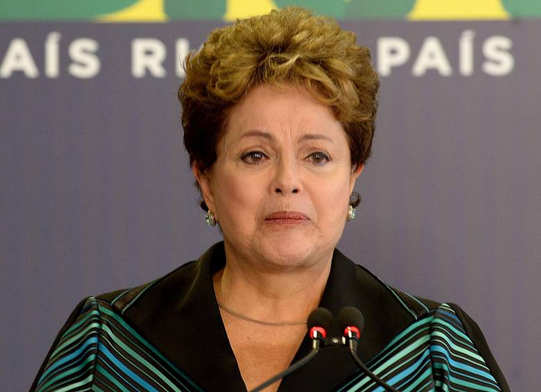 Rousseff pasó casi tres años presa y sufrió torturas por sus vínculos con un grupo que se alzó en armas contra el régimen militar. FOTO AFP
