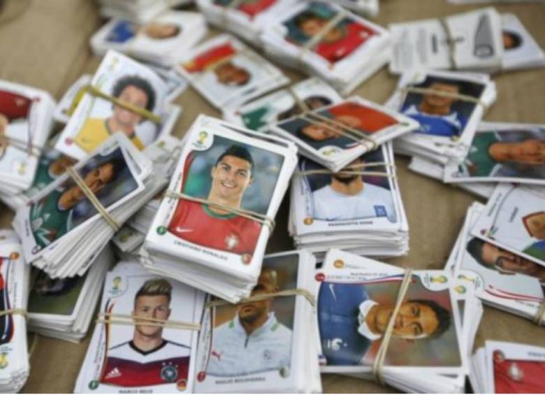 Panini dispuso cerca de 2.000 puntos de venta para comprar los populares “caramelos” del álbum mundialista. FOTO: AFP