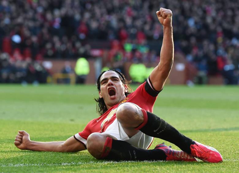 Falcao anotó el segundo gol del equipo que dirige Louis van Gaal. FOTO AFP