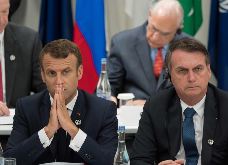 El presidente de Francia, Emmanuel Macron, y su homólogo de Brasil, Jair Bolsonaro. FOTO AFP