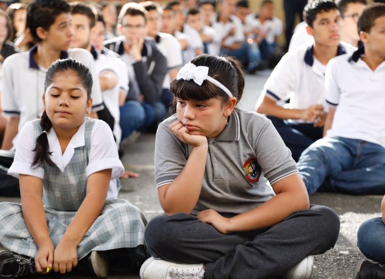 Sentido homenaje al rector que fue asesinado en Medellín