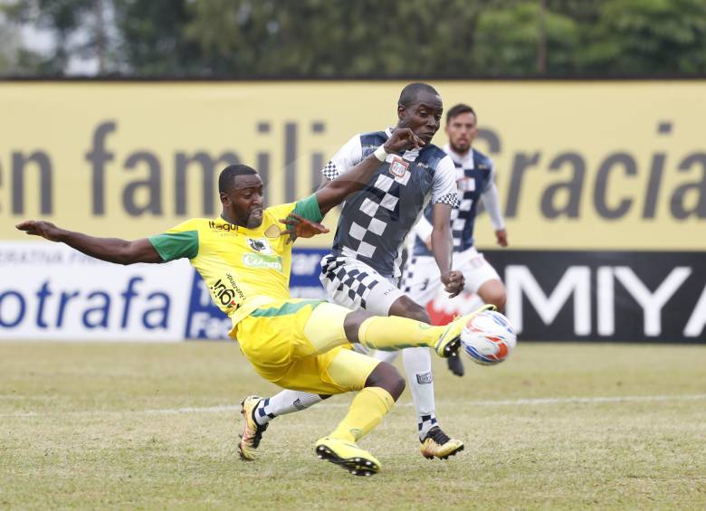Wílmar Jordán marcó su primer gol con Leones, en la derrota ante Chicó en Ditaires. FOTO robinson sáenz