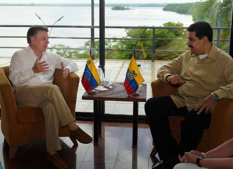 Santos y Maduro anuncian apertura de frontera desde este sábado